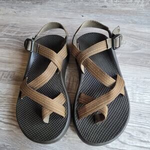 (M8) Chaco Sandals!